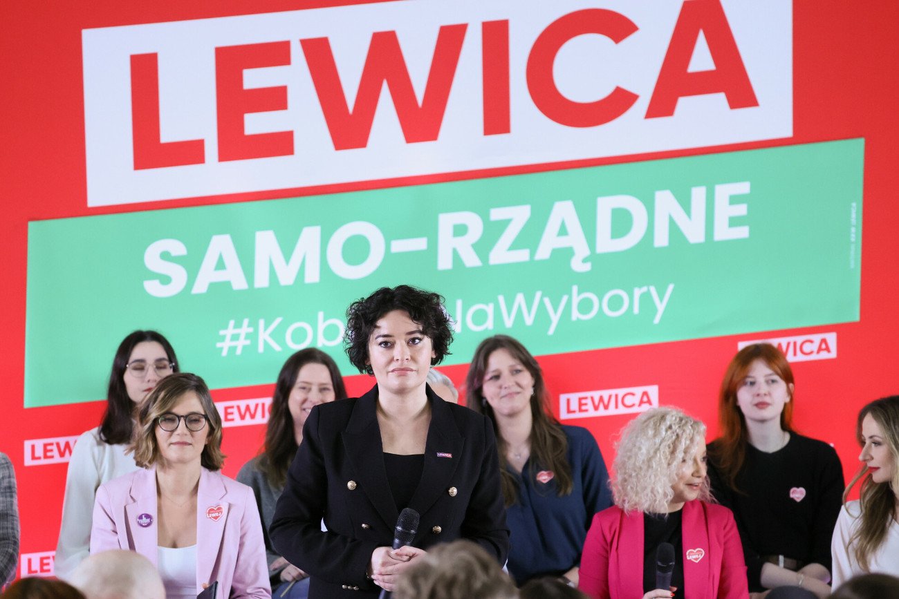 Po decyzji marszałka Sejmu Szymona Hołowni ws. przełożenia debaty o aborcji, w Lewicy się zagotowało.