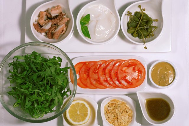 [url=http://tinyurl.com/p76hj9r]Rukola[/url]  coraz częściej gości na polskich stołach.