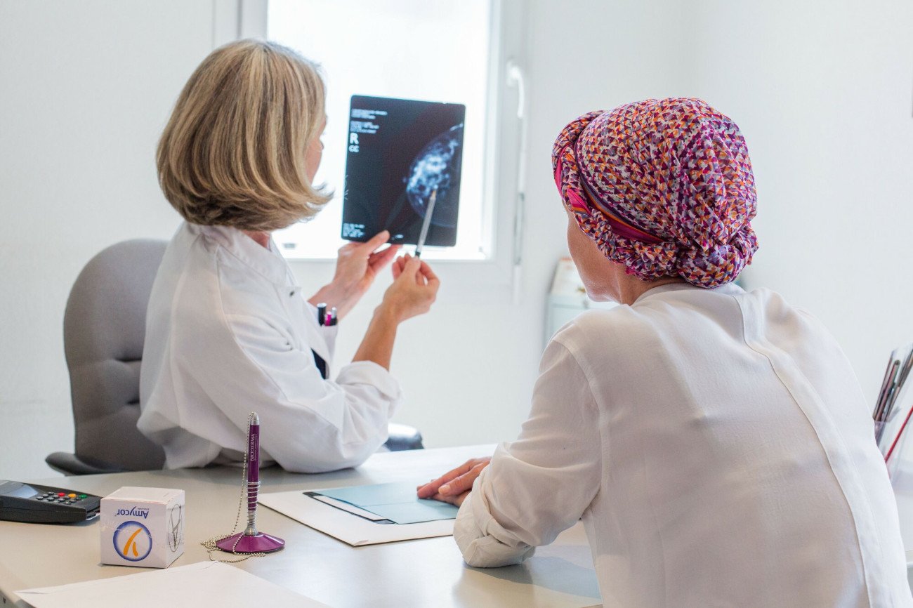 Pacjenci, słysząc diagnozę "nowotwór", szukają wiarygodnych informacji o tym, jak i gdzie się leczyć.