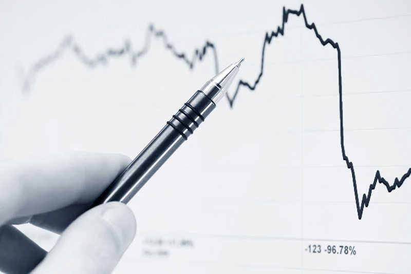 Produkcja w polskiej gospodarce spadła o 10,6 proc. To najgorszy wynik od prawie czterech lat.