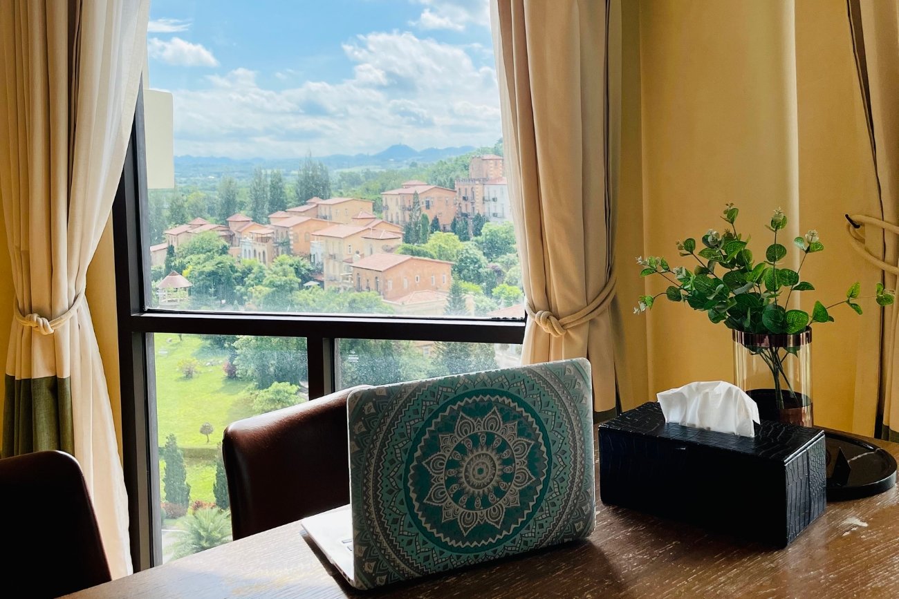 Takie widoki z okna mogą być twoją codziennością, jeśli masz pracę zdalną i zdecydujesz się na wyprowadzkę z kraju