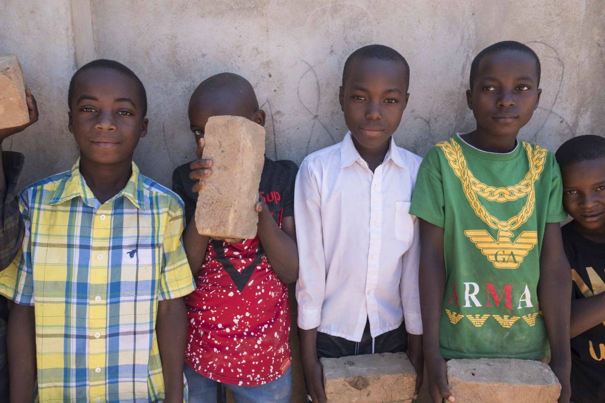 40-tysięczny obóz dla uchodźców w Ulyankulu przekształca się obecnie w miasto.