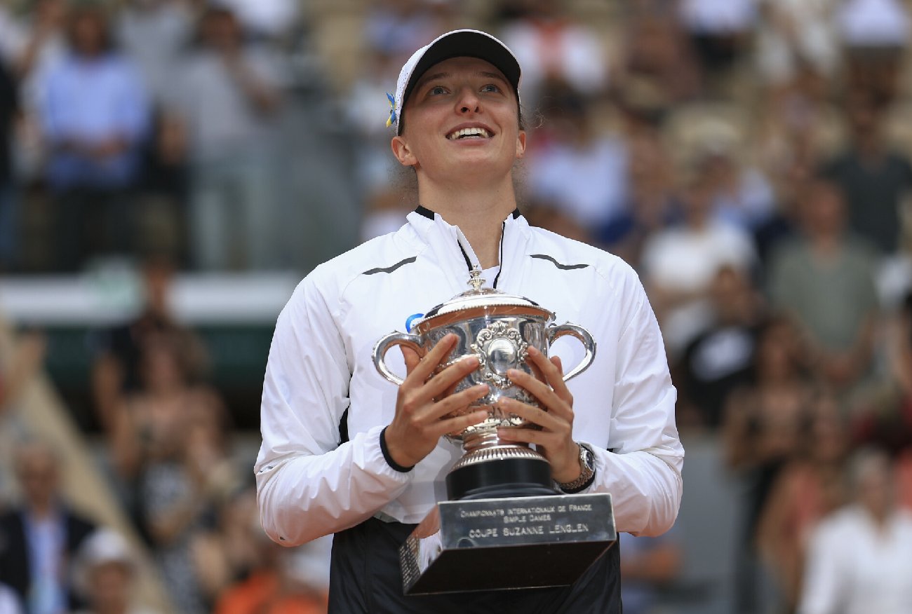 Iga Świątek wygrała French Open. Morawiecki, Duda, Tusk gratulują.