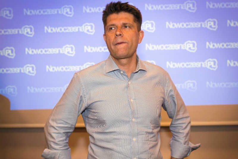 Błędne prognozy Ryszarda Petru będą się za nim ciągnąć, ale nie powinny wpłynąć na ocenę jego przedsięwzięcia politycznego.