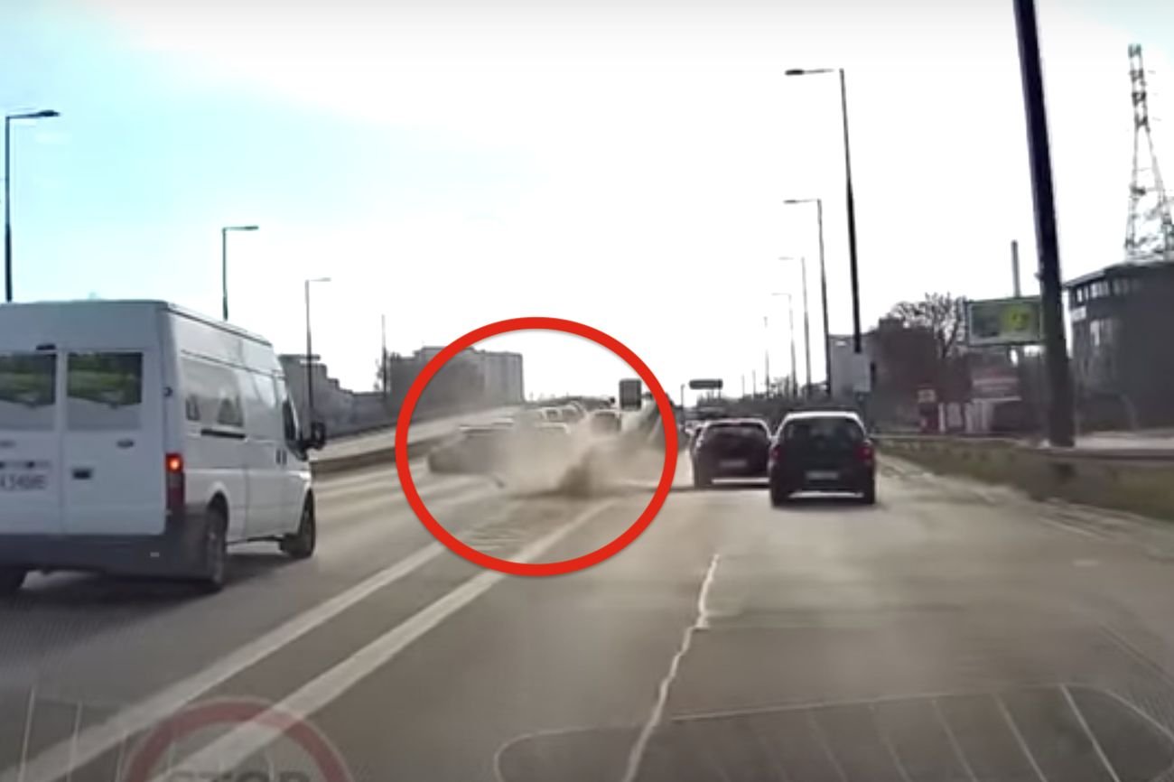 W Warszawie doszło do groźnego wypadku radiowozu.