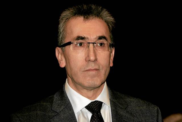 Minister Maciej Klimczak zapowiedział, że prawdziwi warszawiacy nie dadzą się "słoikom".