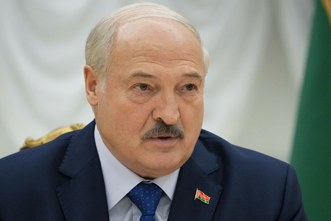 Łukaszenka składa życzenia Ukrainie, skorzystał z okazji
