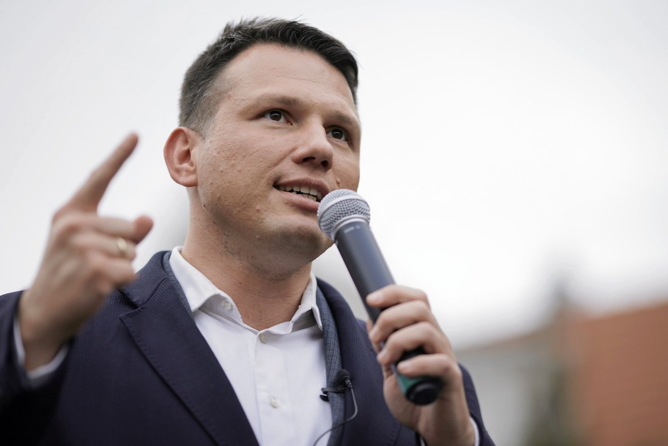 Только результат Конфедерации привлекает внимание. У нас есть новый опрос сразу после выборов