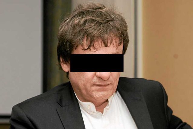 Piotr T. i jego adwokat złożyli zawiadomienie o popełnieniu przestępstwa. Ktoś pobił znanego specjalistę od wizerunku politycznego w areszcie na warszawskiej Białołęce, gdzie Piotr T. czeka na proces.