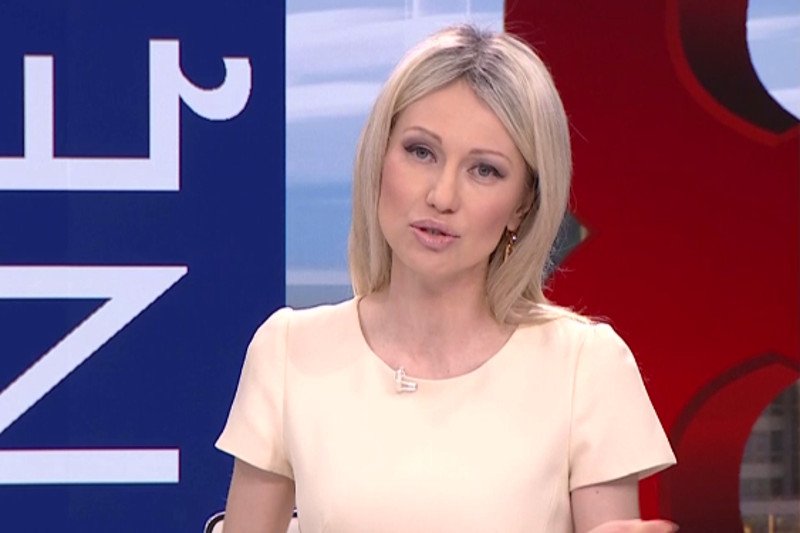 Magdalena Ogórek w programie Minęła 8 w TVP Info.