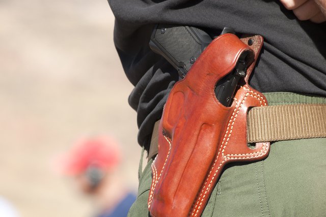 Policyjna amnestia dla nielegalnych posiadaczy broni w Szwecji zakończyła się przejęciem i zniszczeniem sporego arsenału