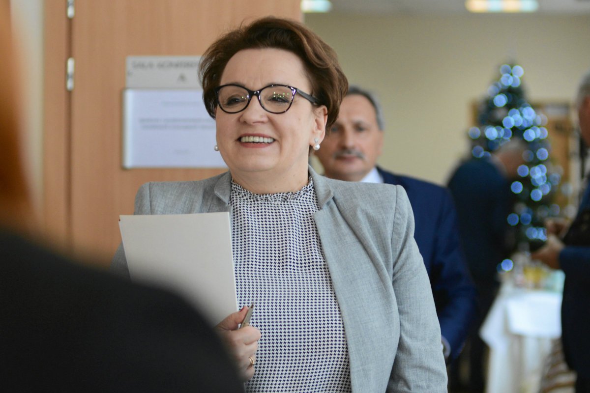 W strajku na terenie Warszawy weźmie udział 321 z 376 szkół oraz 152 przedszkola - podał stołeczny ratusz.