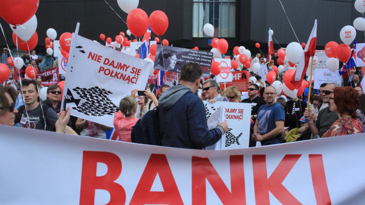 Już zaczęli wygrywać sprawy sądowe z bankami, gdy okazało się, że tysiącom Frankowiczów grozi przedawnienie słusznych przecież roszczeń wobec banków.