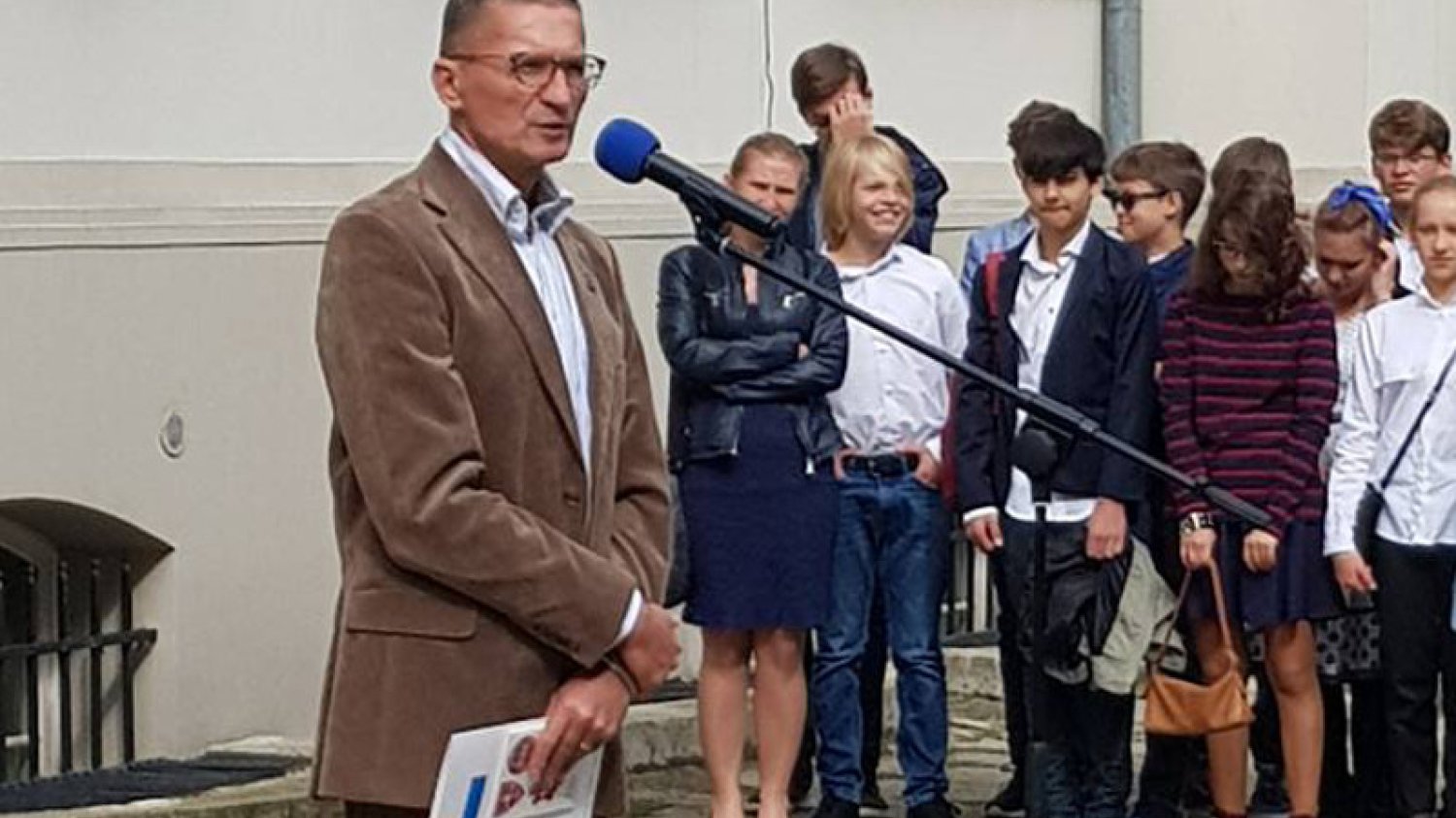 Wzruszające przemówienie dyrektora Gimnazjum nr 1 w Łodzi zrelacjonowała jedna z internautek.