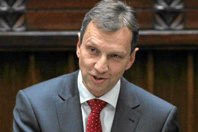 Andrzej Halicki w "Bez autoryzacji": Wybory do europarlamentu nie powinny być konkursem Eurowizji