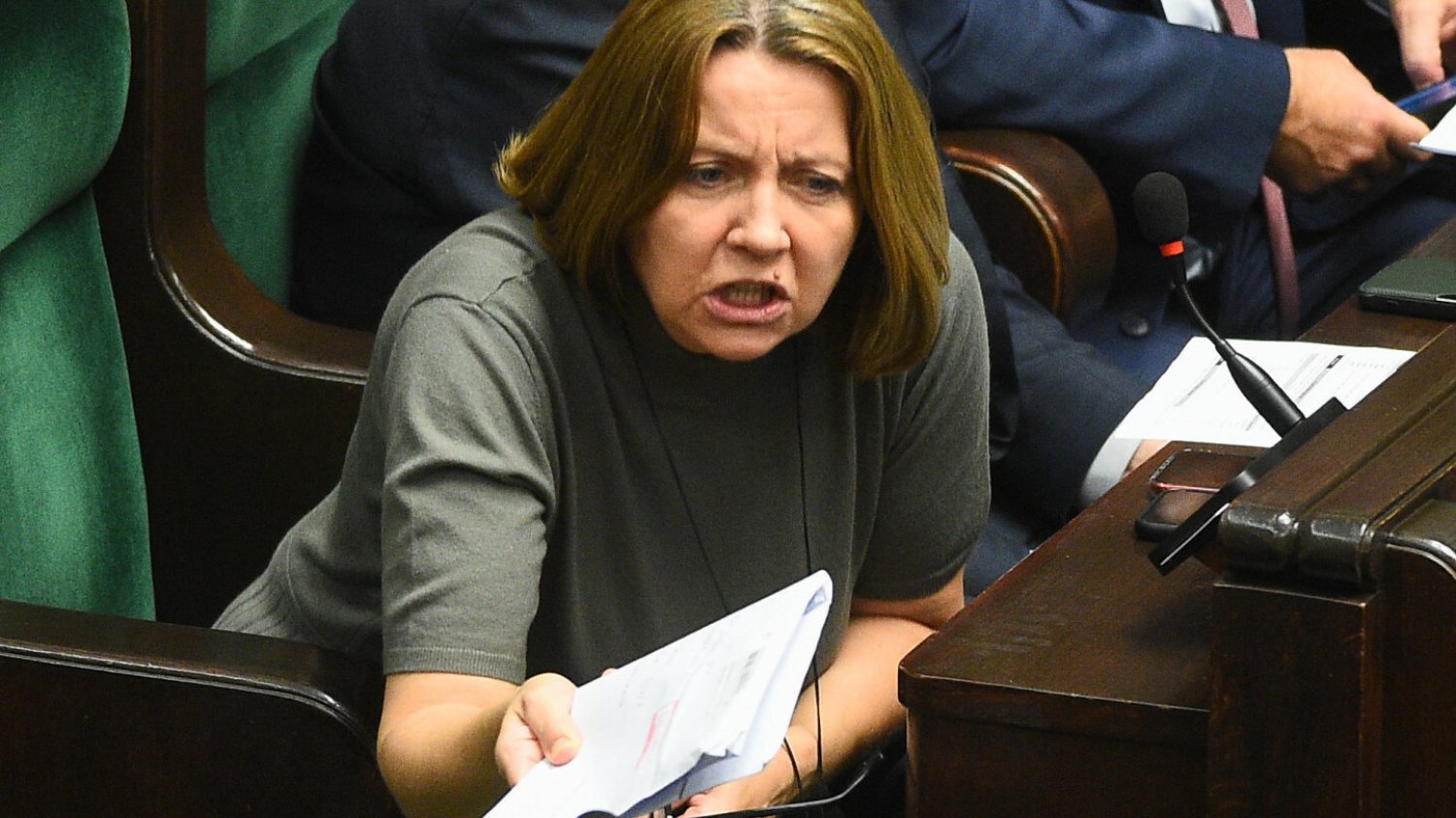 Joanna Lichocka broni pracowników mediów publicznych.