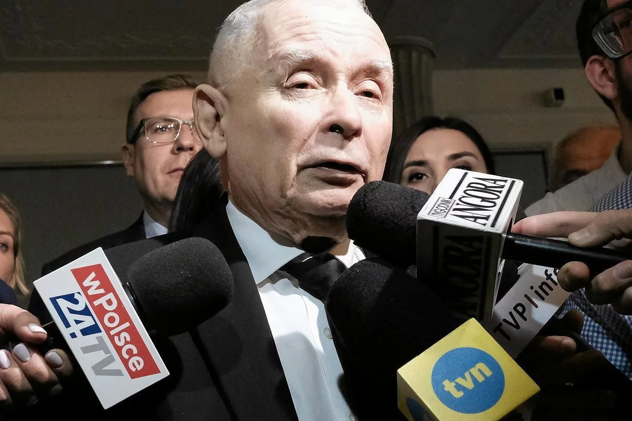 Incydent po zaprzysiężeniu. Kaczyński do reportera TVN24: "Pan jest chamem".