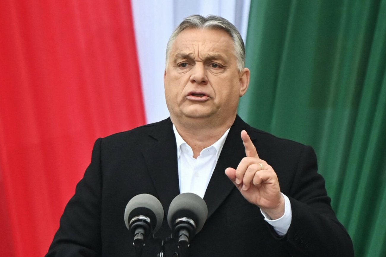 Viktor Orbán zmienił zdanie ws. masakry w Buczy. Potępił masowe zabójstwa