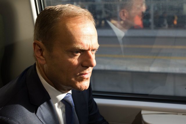 W wyniku propozycji Jeana-Claude'a Junckera Donald Tusk może stracić stanowisko przewodniczącego Rady Europejskiej.