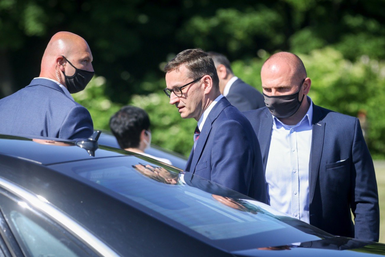 Jedno z aut z kolumny Mateusza Morawieckiego miało spowodować wypadek drogowy w Ukrainie