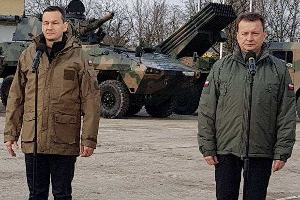 Minister Błaszczak i premier Morawiecki zapowiedzieli podpisanie umowy na zakup systemu wyrzutni rakiet HIMARS