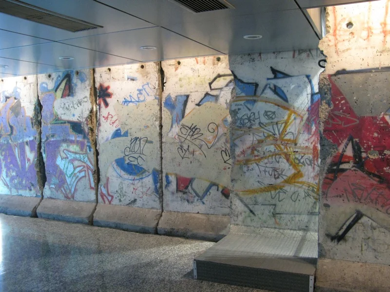 Fragment mury w siedzibie firmy, w Buenos Aires