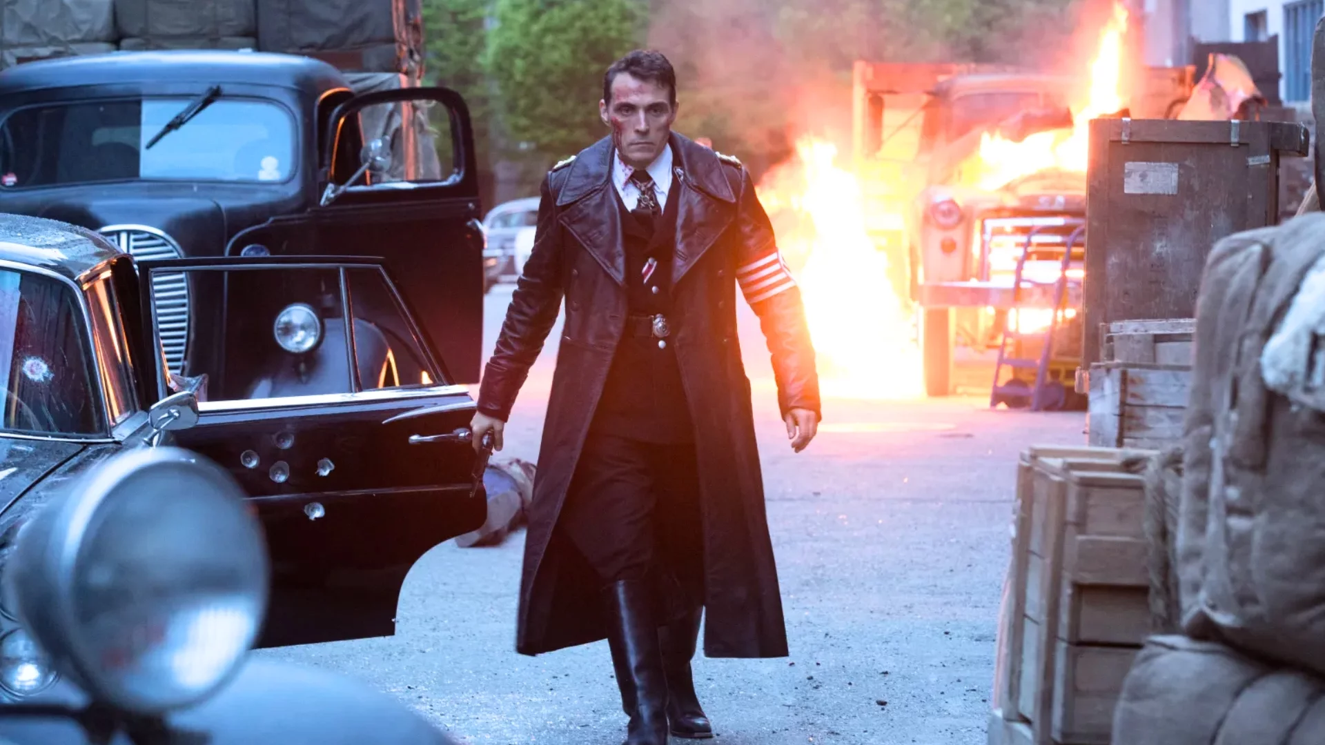 Rufus Sewell w serialu "Człowiek z Wysokiego Zamku"