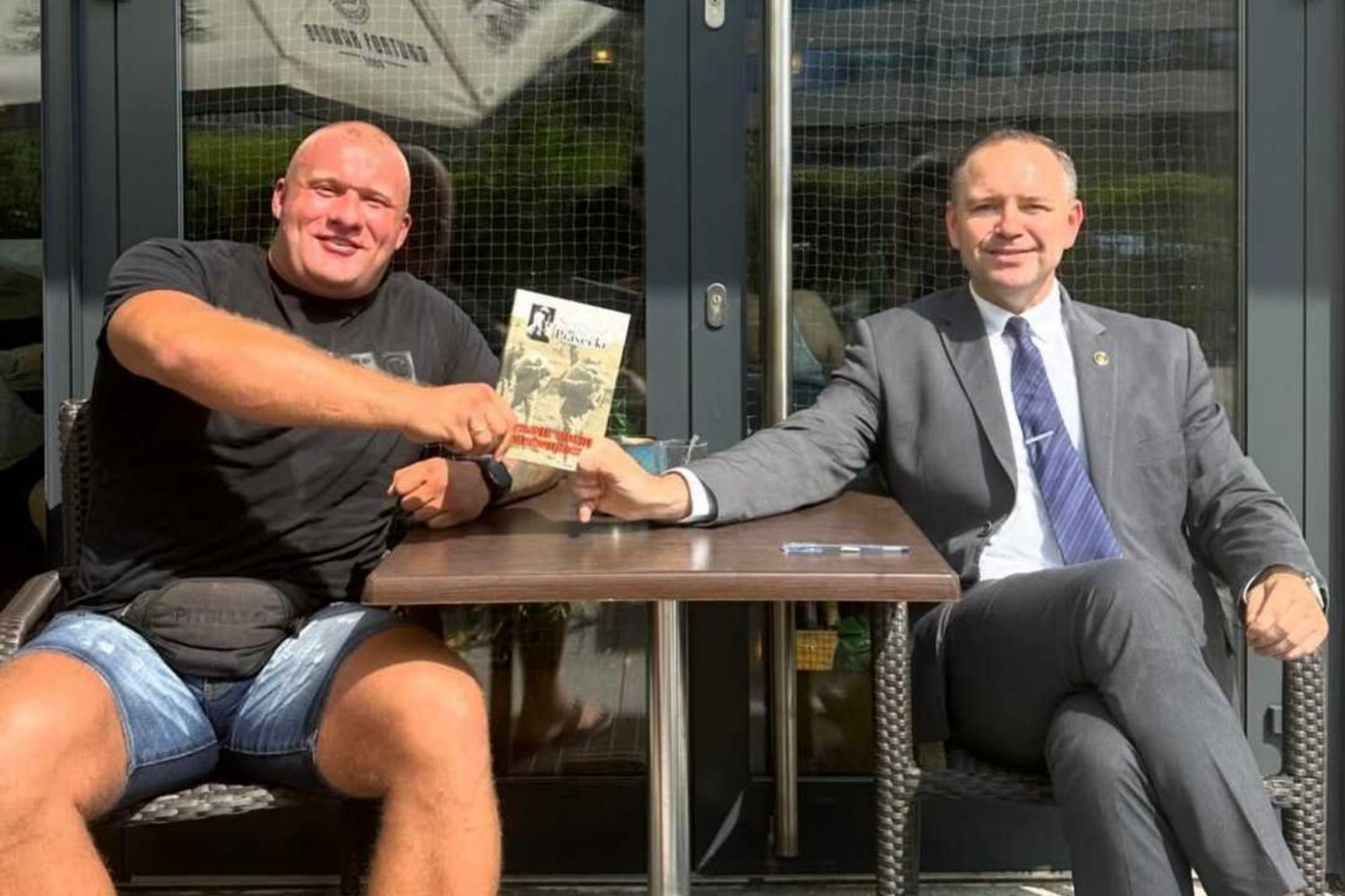 "Wielki Bu" przegrywa z politykiem KO. Zapadła decyzja w głośnej sprawie