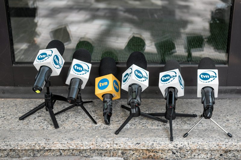 Sprawa kary dla TVN24 odbiła się szerokim echem w zagranicznych mediach.