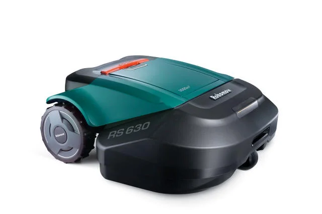 Robot koszący Robomow RS630.