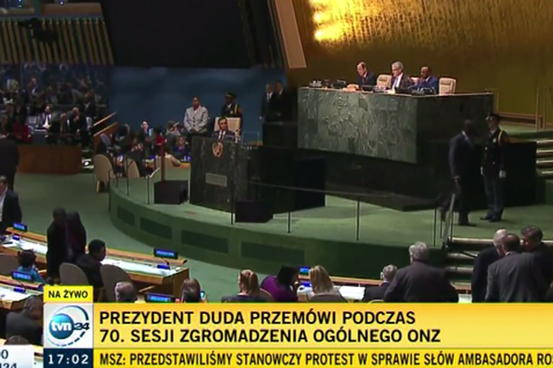 Przed przemówieniem Andrzeja Dudy