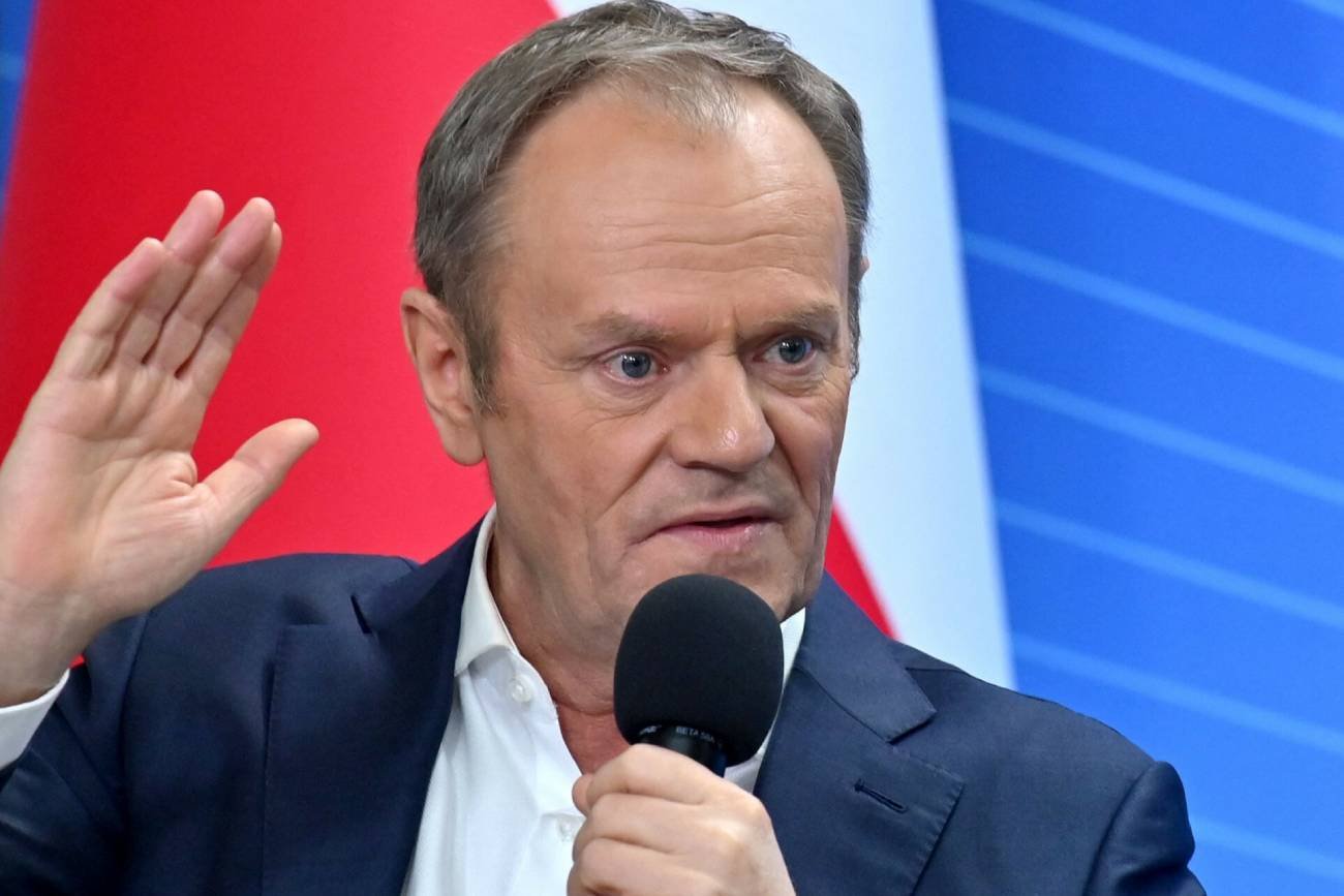 Donald Tusk każe się wstydzić senatorom. "Reagan się w grobie przewraca"
