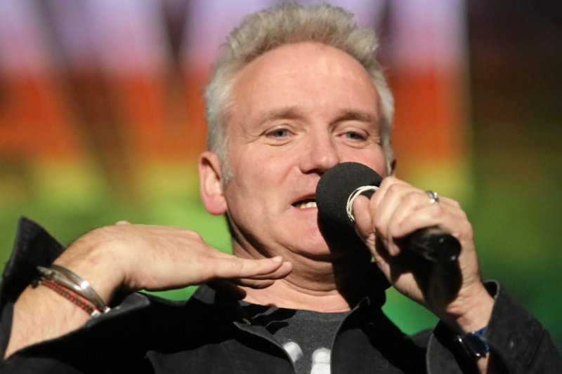 Super Express: Jarosław Kret już żałuje rozstania z Beatą Tadlą.