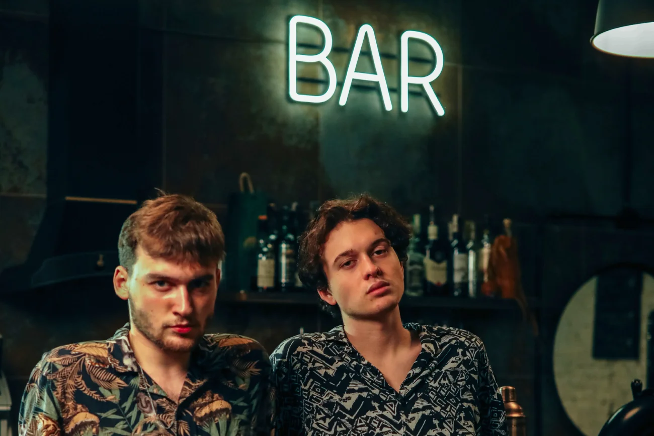 Problem z alkoholem? Namawianie do picia alkoholu ulubionym sportem Polaków