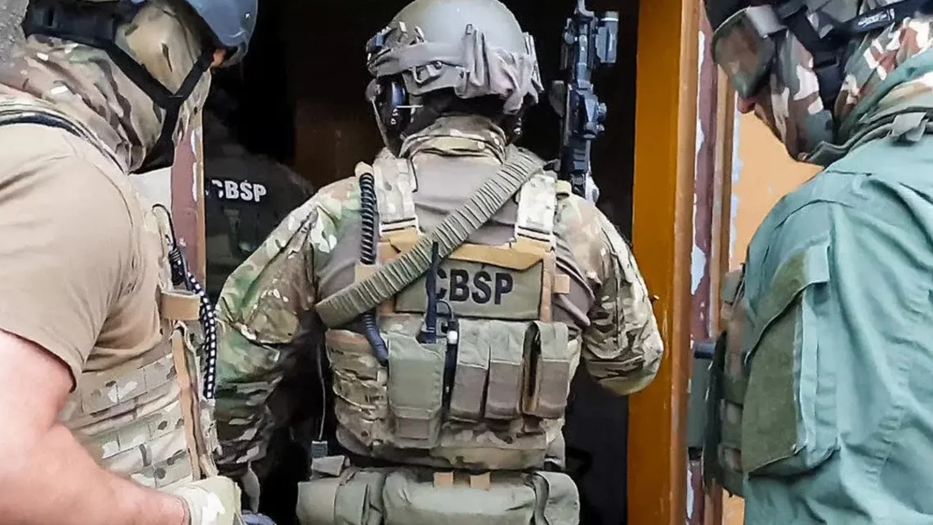 Szef Cinkciarz.pl wpadł w USA. Marcina P. przez 10 miesięcy szukał Interpol CBŚP, służby, policjanci