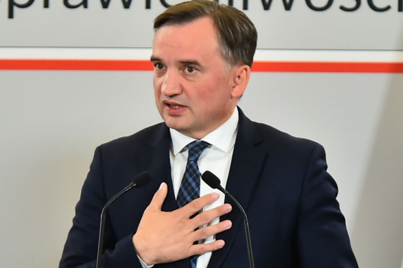 Ziobro będzie przymusowy doprowadzony przed komisję? Polacy mówią jasno, co myślą w nowym sondażu