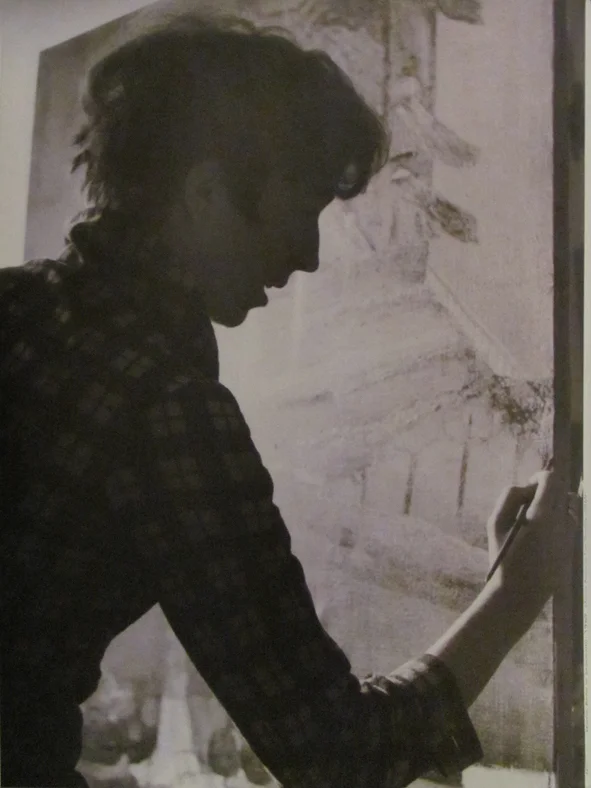 Maria Anto w pracowni na Zoliborzu 1961