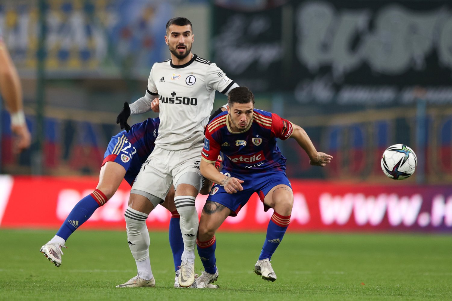 Legia Warszawa dała się zaskoczyć w Gliwicach i po kwadransie mecz był już poza jej zasięgiem