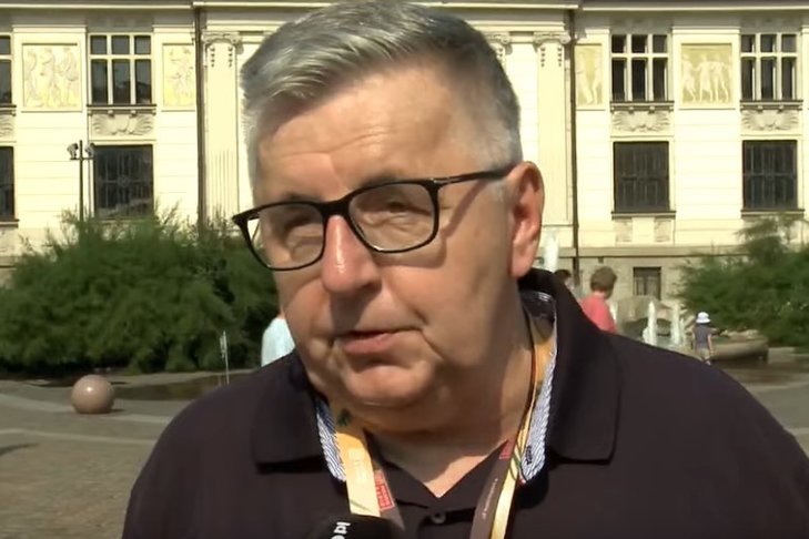 Dyrektor Trójki Tomasz Kowalczewski zabrał głos ws. zamieszania wokół Listy Przebojów Programu Trzeciego.