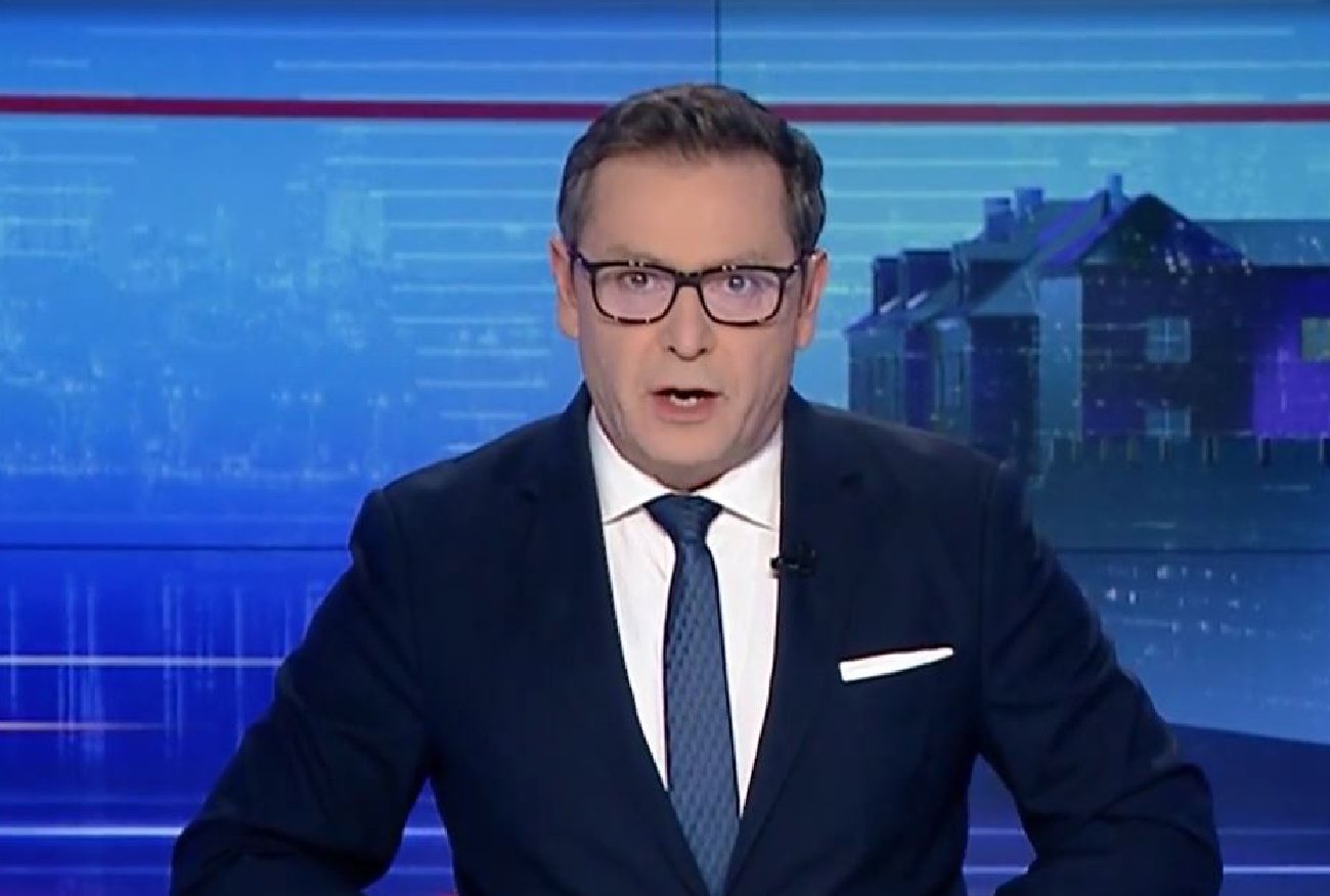 Takiego paska w "Wiadomościach" TVP jeszcze nie było. "Zobacz, zanim Tusk zakaże oglądania".