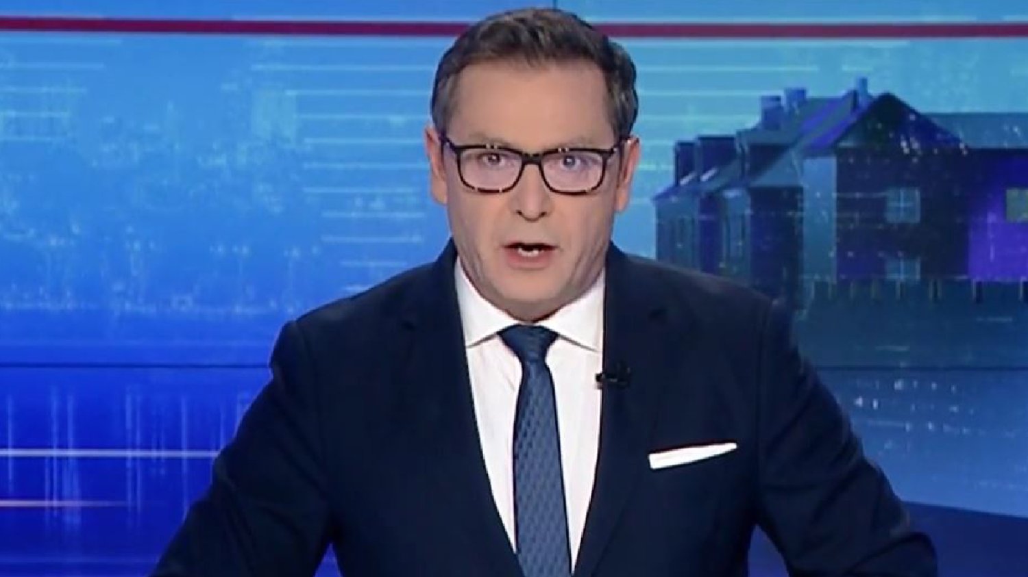 Takiego paska w "Wiadomościach" TVP jeszcze nie było. "Zobacz, zanim Tusk zakaże oglądania".