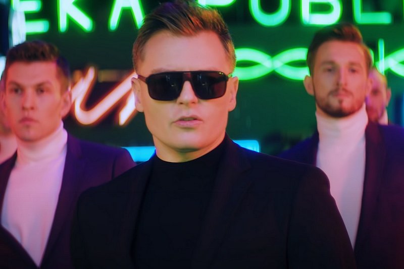 Typy bukmacherów na Eurowizję 2021. Jak wyglądają szanse Rafała Brzozowskiego?