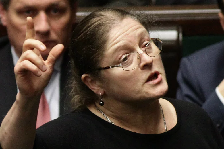 Krystyna Pawłowicz listy pisze. Tym razem do kardynała Nycza, który jej zdaniem potrzebuje wyraźnego przywołania do porządku.
