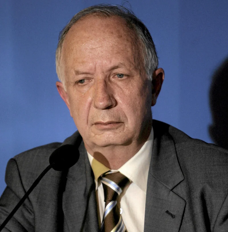 Prof. Wojciech Materski