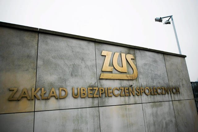 Celnicy chcą wcześniejszych emerytur i wyższych świadczeń.