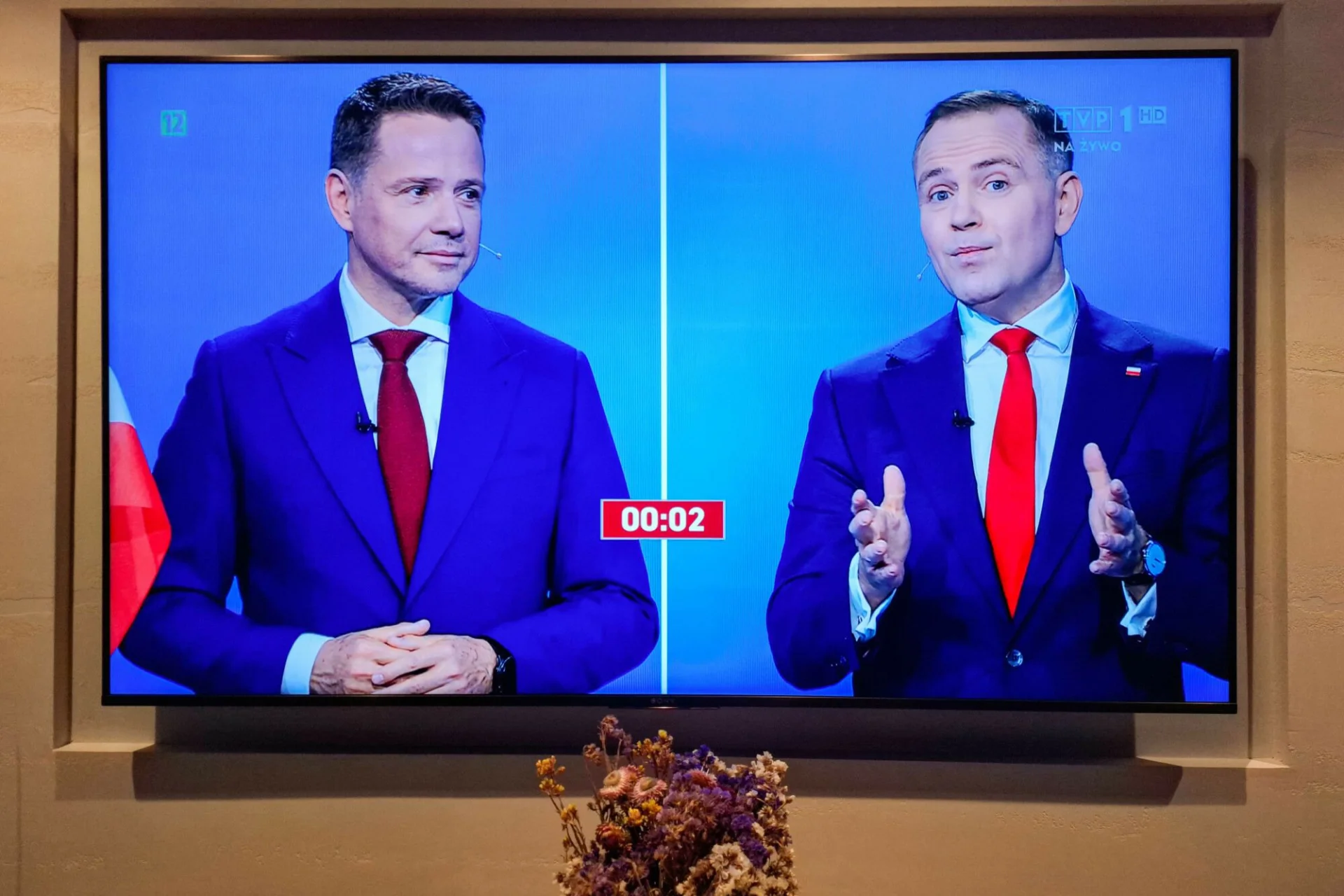 Gdzie mijał się z prawdą Rafał Trzaskowski, a gdzie Karol Nawrocki? Sprawdził to serwis demagog.,org.pl.