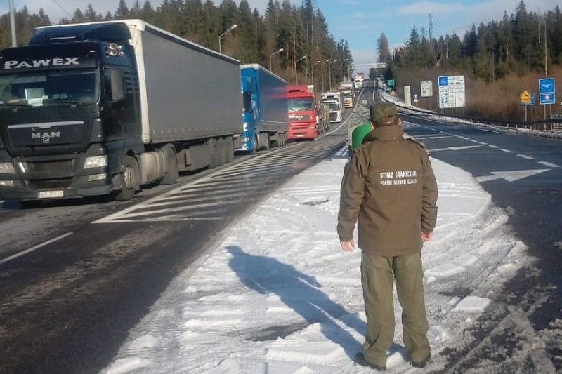 Słowacy protestują przeciwko podniesieniu opłat drogowych.