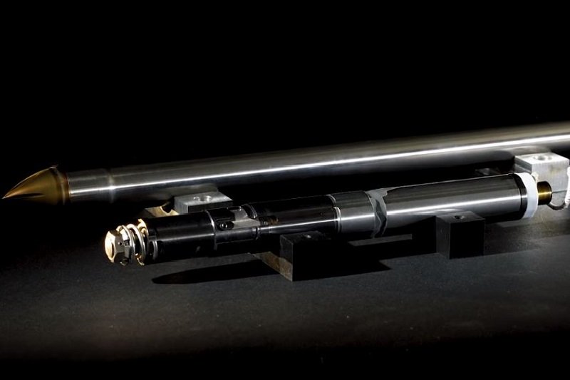 Tak wygląda sonda termiczna HP3, ważny element lądownika misji InSight.