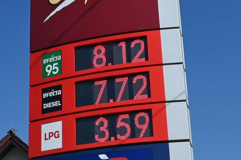 Orlen i Daniel Obajtek próbują bronić wysokich cen paliw w Polsce. Ich wersja mapy podwyżek w Europie potwierdza jednak, że nad Wisłą ceny skoczyły rekordowo.