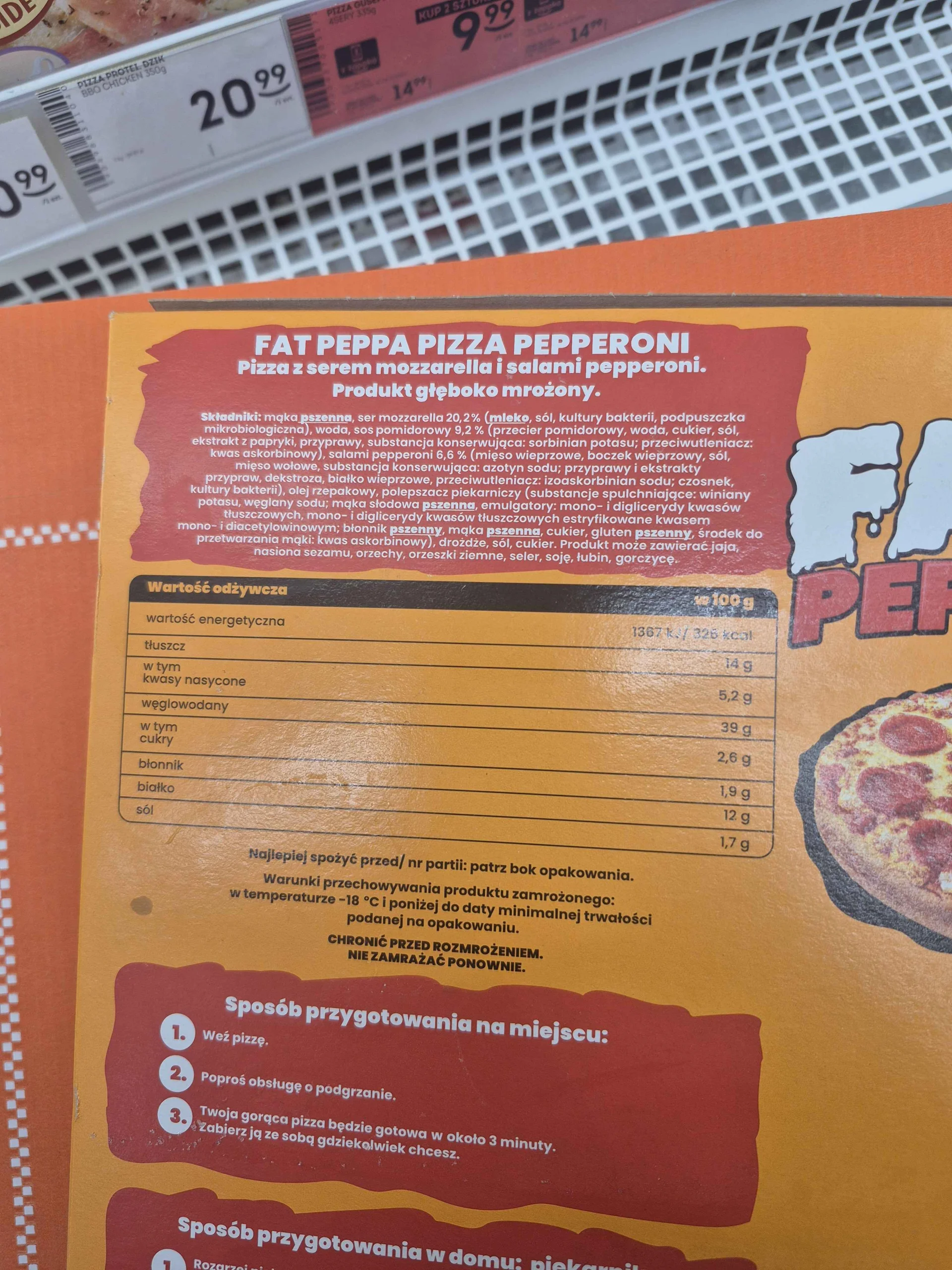 Skład pizzy Książula Fat Peppa. Co jest w pudełku za 24,99 zł Tył opakowania pizzy Fat Peppa Książula